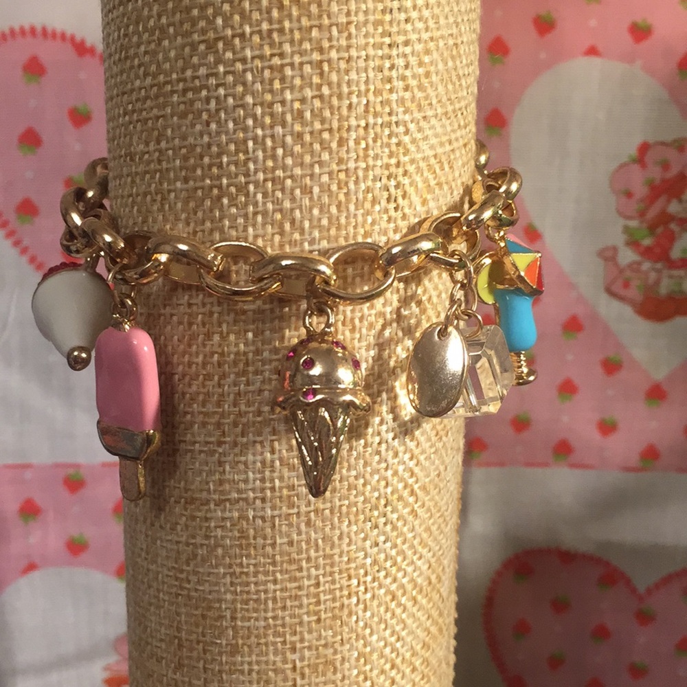 summer charm bracelet